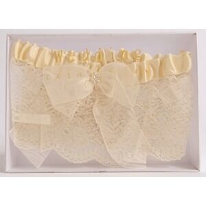 Vintage White Pearl Lace Wedding Bridal Garter- New In Box